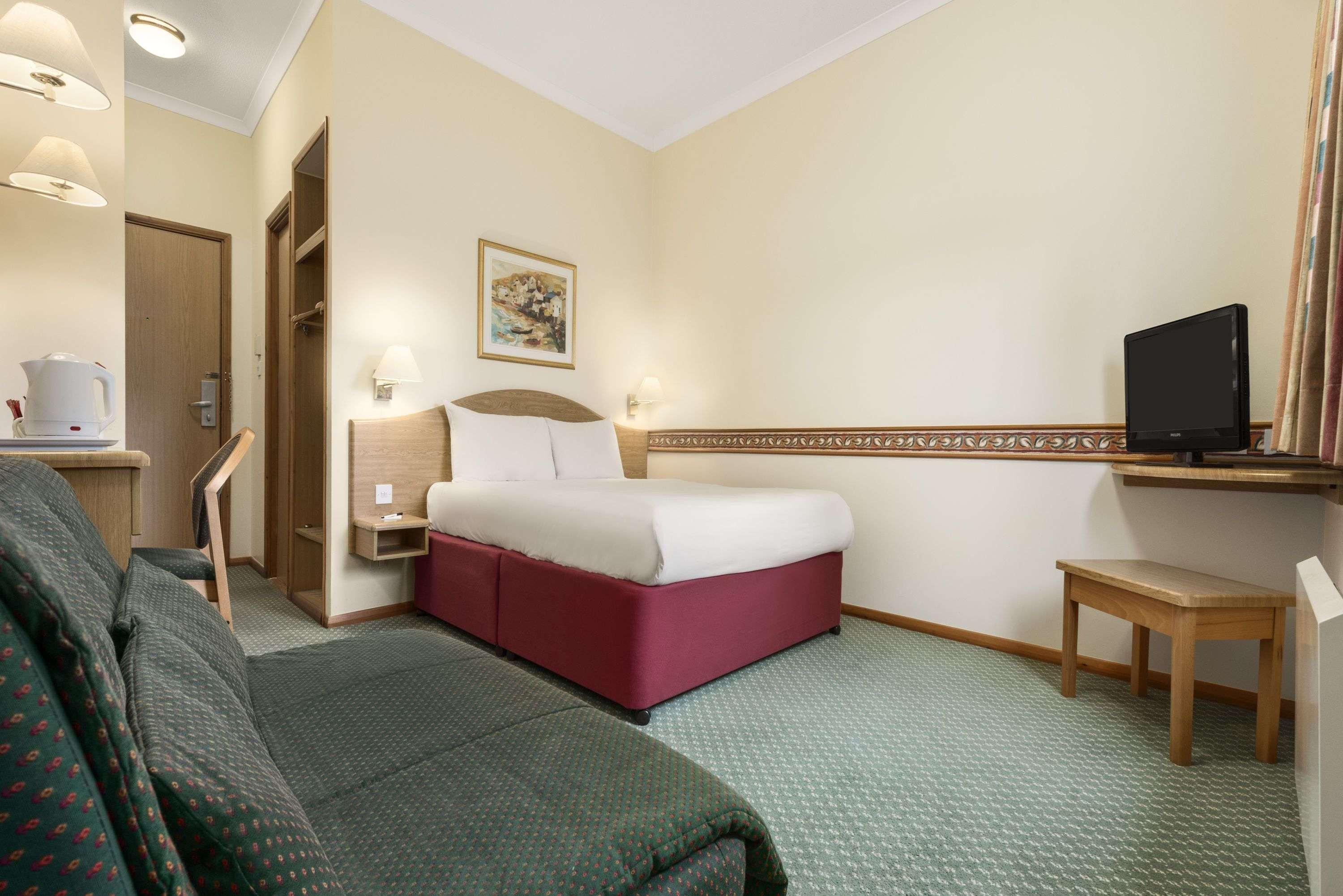 Hotel Days By Wyndham Donington 3*