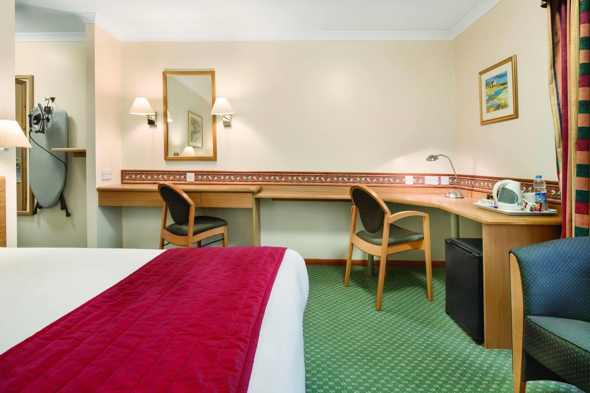 Days By Wyndham Donington Hotel