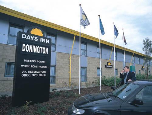 Days By Wyndham Donington Hotel 3*